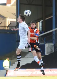 Future Hatter Jon Shaw and George Pilkington in ariel duel