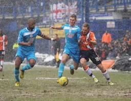 Dave Martin cannot find a way through this time