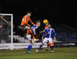 Jordan Cook climbs all over Liam O`Neil