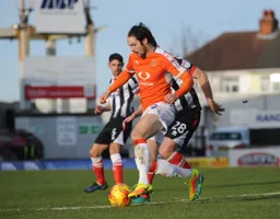 Danny Hylton keeping the ball close
