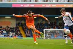 Harry Cornick takes a shot