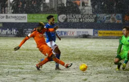 Kazenga LuaLua goes for goal