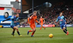 Luke Berry tries to be first to the ball