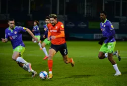 Harry Cornick runs at the City defence