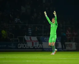 Simon Sluga during QPR away