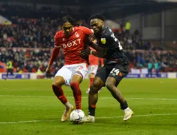 Fred Onyedinma battling with Djed Spence