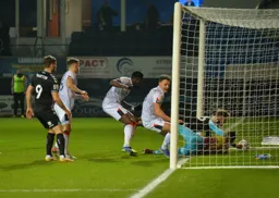 The balls gone over the line but Kal Naismith and Elijah Adebayo are claiming it!