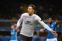 Harry Cornick pointing where he wants the ball