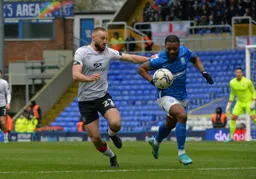 Allan Campbell battling for the ball