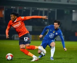 Gabe Osho bringing the ball out leaving Mason Mount in the dust