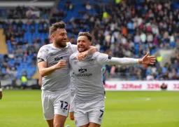 I wish I could find someone who looks at me the same way Robert Snodgrass is looking at Harry Cornick