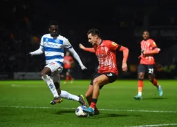 Harry Cornick shows some close control