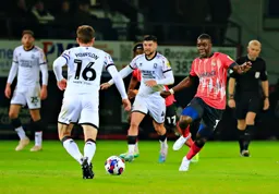 Marvelous Nakamba watches the ball