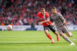 Carlton Morris chase after Tottenham hard man Romero