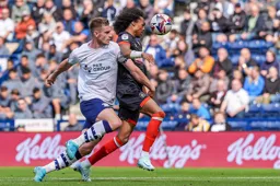 Tahith Chong feels the pressure from behind