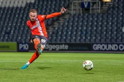 Cauley Woodrow misses during the penalty shoot out
