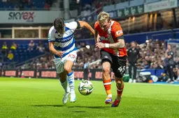 Alfie Doughty in a foot race with Haverton Santos
