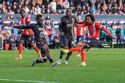 Tahith Chong goes for goal