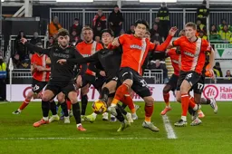 Daiki Hashioka first to the ball