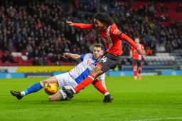 Tahith Chong fires in a shot