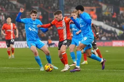 Jordan Clark surrounded