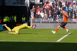 Carlton Morris is too late