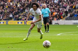 Tahith Chong chases down the ball