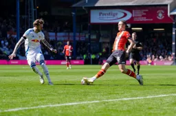 Thelo Aasgaard swerves inside