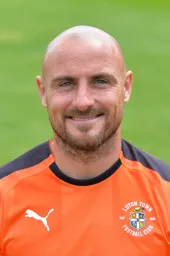 Alan McCormack 2018-2019 Headshot Home Kit