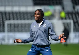 Pelly Ruddock Mpanzu 2020-2021 General 3