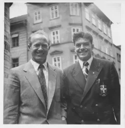 Bernard Streten, Gordon Turner