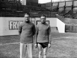 Bill Fellowes, Wilf Crompton