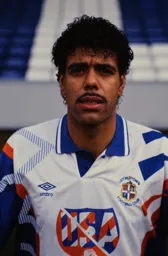 Chris Kamara 4