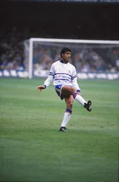 Chris Kamara in Action