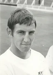 Chris Nicholl 18