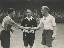Frank Soo, Horace Gager