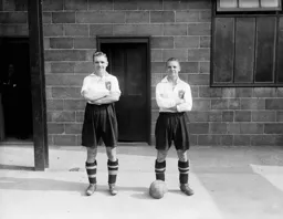 Jack Vinall, Fred Roberts (2)