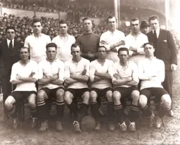Luton Town Team Photo 1921-22