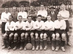 Luton Town Team Photo 1927-28