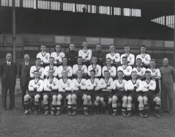 Luton Town Team Photo 1935-36 3