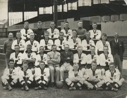 Luton Town Team Photo 1935-36 9