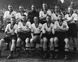 Luton Town Team Photo 1935-36