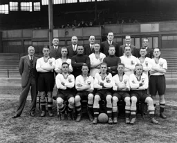 Luton Town Team Photo 1936-37 8