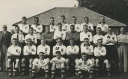 Luton Town Team Photo 1937-38 3