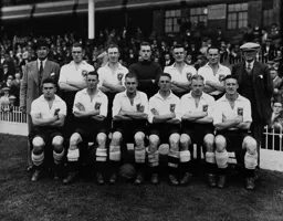 Luton Town Team Photo 1937-38