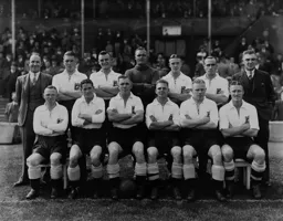 Luton Town Team Photo 1938-39