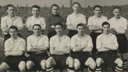 Luton Town Team Photo 1949-50 3