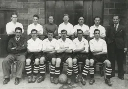 Luton Town Team Photo 1950-51 8