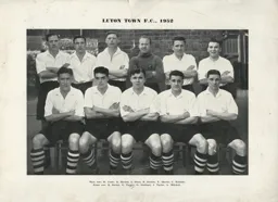 Luton Town Team Photo 1951-52 5