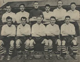 Luton Town Team Photo 1952-53 4